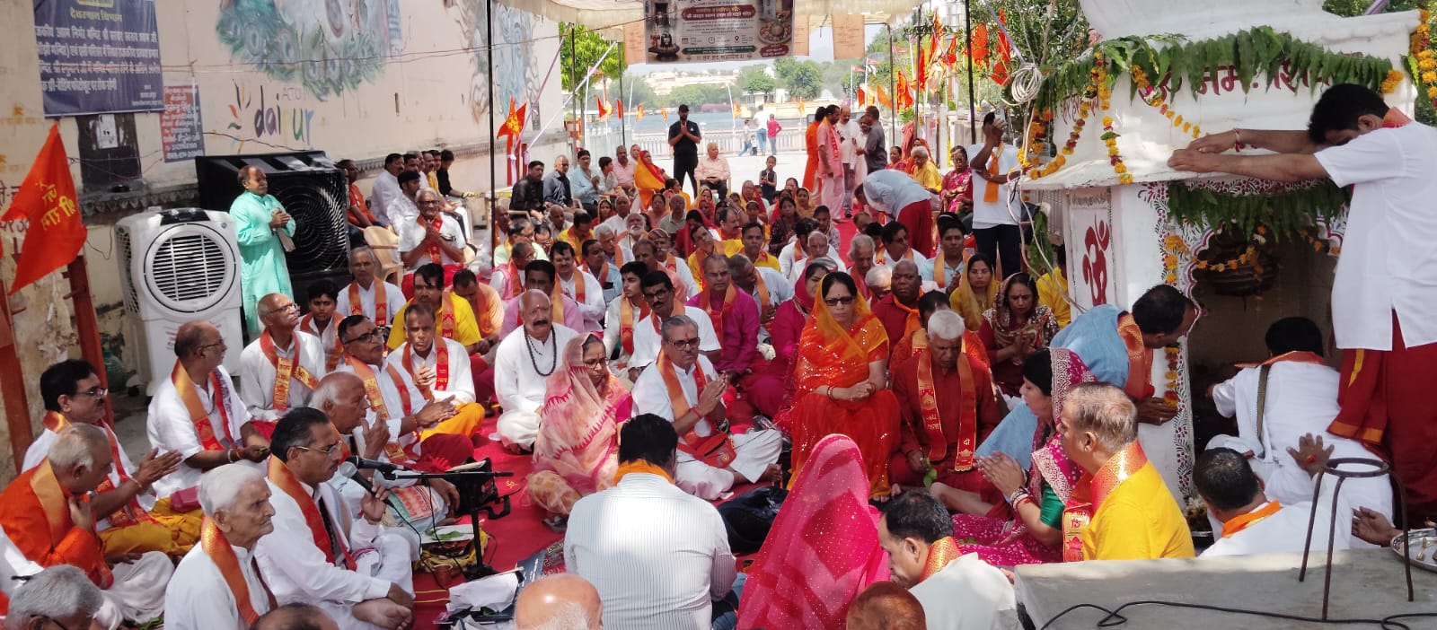मांझी मंदिर में वैदिक मंत्रोच्चार के साथ संपन्न हुआ सामूहिक रुद्राभिषेक पाठ